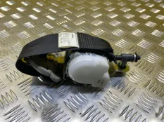 Ремень безопасности Nissan Navara (D40) 2004-2015 2007 7P1130 2.5 D YD25DDTI