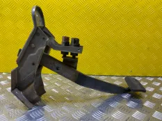 Педаль тормоза Nissan Pathfinder (R51M) 2004-2013 2007 46501ZP00B 2.5 D YD25DDTI