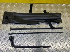 Набор инструментов штатный Nissan Navara (D40) 2004-2015 2007 2.5 D YD25DDTI