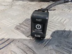 Кнопка ISUZU Elf VI (2014-2023) 2016 M32706 ГРУЗОВОЙ 3.0 D 4JJ1