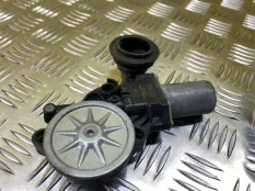 Моторчик стеклоподъемника Toyota Hilux (2005-2015) 2010 857100K180