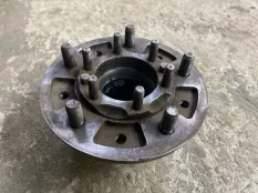 Ступица передняя Toyota Land Cruiser (100) 1998-2007 2005 4.7 I 2UZFE
