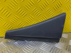 Накладка двери задней левой Toyota Hilux (2015-2021) 2017 67674KK010 2.4 D 2GDFTV