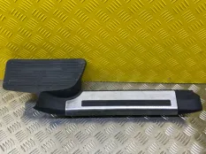 Накладка на порог внутренняя задняя правая Lexus LX 570 (2007-2022) 2010 6793060040 5.7 I 3URFE