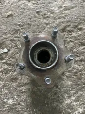 Ступица передняя Lexus LX 570 (2007-2022) 2010 4350260190 5.7 I 3URFE