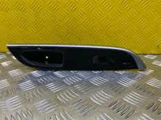 Кнопка стеклоподъемника Mitsubishi L200 (2015-2022) 2017 7641A066XA ПИКАП 2.4 D 4N15