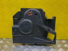 Накладка декоративная на торпедо Mitsubishi L200 (2006-2015) 2008 8002A294 2.5 D 4D56
