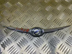 Эмблема Chrysler PT Cruiser 2000-2010 2002 05288986AA 2000-2010 2.4 I EDZ