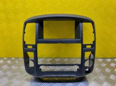 Рамка под магнитолу Nissan Navara (D40) 2004-2015 2010 682615X01B ПИКАП 2.5 D YD25DDTI