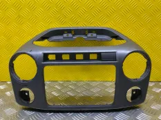 Рамка под магнитолу Volkswagen Amarok (2010-2016) 2011 2H0857211F 2.0 D CDCA