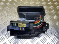 Блок предохранителей Nissan Navara (D40) 2004-2015 2010 2438351E01 ПИКАП 2.5 D YD25DDTI