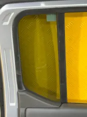 Стекло двери задней левой (форточка) Nissan Navara (D40) 2004-2015 2010 82263EB320 ПИКАП 2.5 D YD25DDTI