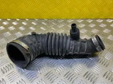 Патрубок воздушного фильтра Nissan Navara (D40) 2004-2015 2010 ПИКАП 2.5 D YD25DDTI