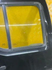 Стекло двери задней правой Nissan Navara (D40) 2004-2015 2008 82300EB300 2.5 D YD25DDTI