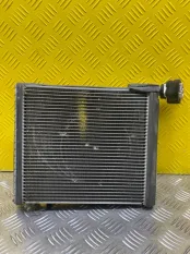 Испаритель кондиционера Toyota Hilux (2005-2015) 2013 885010K090 2.5 D 2KDFTV
