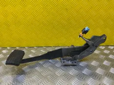 Педаль тормоза Mitsubishi L200 (2015-2022) 2017 4620A324 ПИКАП 2.4 D 4N15