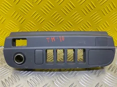 Накладка декоративная на торпедо Toyota Hilux (2005-2015) 2013 554490K070 2.5 D 2KDFTV