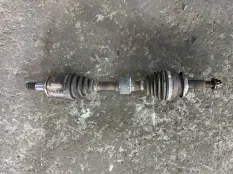 Полуось передняя левая (приводной вал, ШРУС) Toyota Rav 4 (XA30) (2005-2014) 2009 4347049675 3.5 I 2GRFE