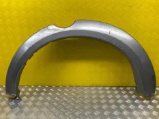 Молдинг крыла заднего левого Mitsubishi L200 (2006-2015) 2008 7420A107 2.5 D 4D56