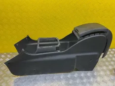 Подлокотник Chrysler Pacifica I (2003-2008) 2004 0UF341DVAD 3.5 I EGN