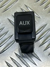 Разъем AUX / USB Toyota Rav 4 (XA30) (2005-2014) 2009 8619002010 3.5 I 2GRFE