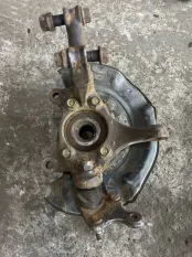 Кулак поворотный правый Toyota Rav 4 (XA30) (2005-2014) 2009 4321142080 3.5 I 2GRFE
