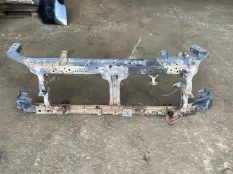 Передняя панель крепления облицовки (телевизор) Nissan Navara (D40) 2004-2015 2010 F25005X0MA 2.5 D YD25DDTI