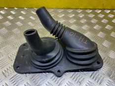 Чехол кулисы Toyota Hilux (2005-2015) 2013 582880K110 2.5 D 2KDFTV