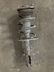 Амортизатор передний правый Toyota Rav 4 (XA30) (2005-2014) 2009 4851080287 3.5 I 2GRFE