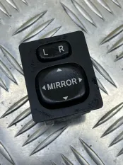 Джойстик регулировки зеркал Toyota Hilux (2005-2015) 2013 5554742020C0 2.5 D 2KDFTV