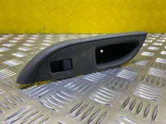 Кнопка стеклоподъемника Mitsubishi L200 (2015-2022) 2017 7641A071XA ПИКАП 2.4 D 4N15