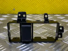 Пластик салона Nissan Navara (D40) 2004-2015 2010 68492EB300 ПИКАП 2.5 D YD25DDTI