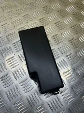 Крышка блока предохранителей Nissan Navara (D40) 2004-2015 2010 63564373 ПИКАП 2.5 D YD25DDTI