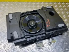 Сабвуфер Land Rover Range Rover Evoque I (2011-2018) 2015 LR025879 2.2 D