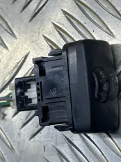Кнопка корректора фар Toyota Hilux (2005-2015) 2013 841520K010 ПИКАП 3.0 D 1KDFTV