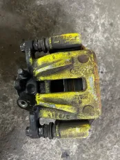 Суппорт задний правый Land Rover Range Rover Evoque I (2011-2018) 2015 LR027130 2.2 D