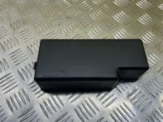 Крышка блока предохранителей Nissan Navara (D40) 2004-2015 2012 63564373 ПИКАП 2.5 D YD25DDTI