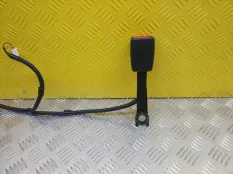 Ответная часть ремня безопасности Toyota Rav 4 (CA40) (2012-2019) 2013 7323042210 2.0 D 1ADFTV