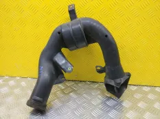 Патрубок воздушного фильтра Toyota Rav 4 (CA40) (2012-2019) 2013 1775126070 2.0 D 1ADFTV