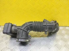 Патрубок воздушного фильтра Toyota Avensis II 2003-2008 2004 178810H040 2.0 I