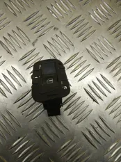 Кнопка стеклоподъемника Volkswagen Passat (B6) 2005-2010 5N0837255