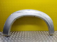 Молдинг крыла заднего правого Toyota Hilux (2005-2015) 2013 610610K220 ПИКАП 3.0 D 1KDFTV