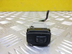 Кнопка корректора фар Toyota Hilux (2005-2015) 2010 841520K010