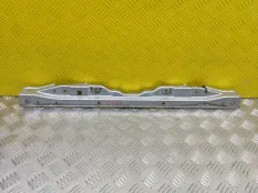 Планка под капот Toyota Hilux (2005-2015) 2013 532050K010 ПИКАП 3.0 D 1KDFTV