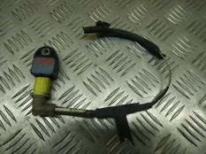 Датчик удара Toyota Hilux (2005-2015) 2010 8983104020