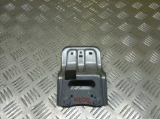 Кронштейн Toyota Hilux (2005-2015) 2013 8918360030 ПИКАП 3.0 D 1KDFTV