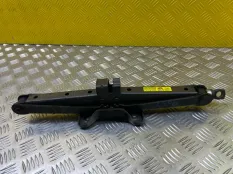 Домкрат Toyota Rav 4 (CA40) (2012-2019) 2013 0911142050 2.0 D 1ADFTV