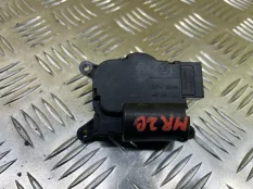 Моторчик заслонки печки Volkswagen Amarok (2010-2016) 2012 52411483R06 ПИКАП 2.0 D