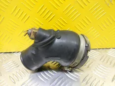 Патрубок интеркулера Toyota Hilux (2015-2021) 2017 173630L020 2.4 D 2GDFTV