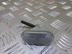 Повторитель передний правый Nissan Qashqai (J10) 2006-2013 2010 26160AX00A